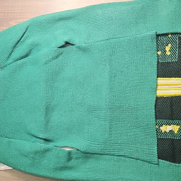 Elf Green and Red Dog Sweater - Picture 6 of 7